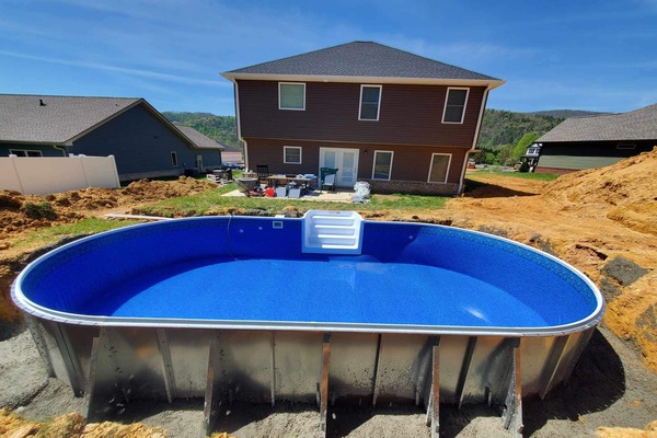 Stealth Pool Installs Family Image